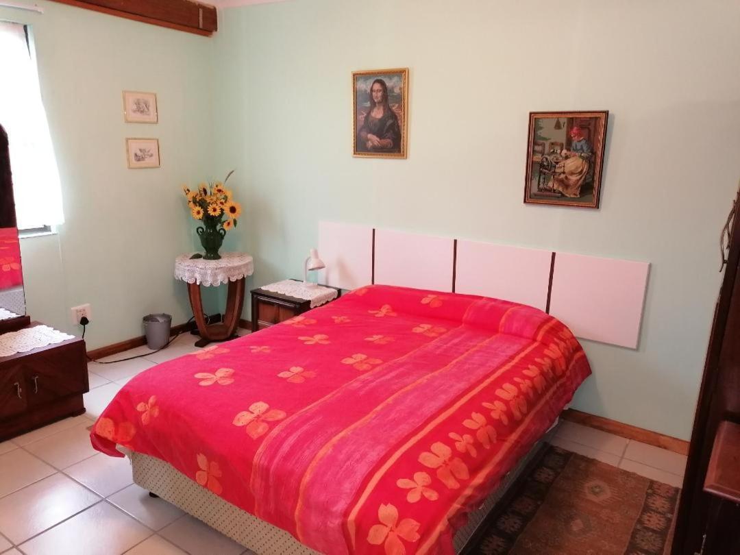 Sea & Lakes Self-Catering Wildernis Екстериор снимка